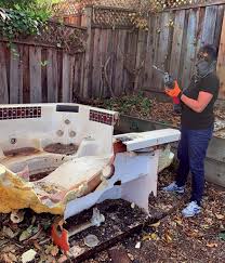 Best Garage Cleanout  in De Soto, IL